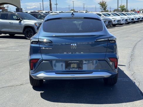 New 2026 Buick Envista Sport Touring FWD image 5