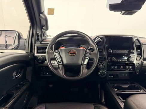 Used 2023 Nissan Titan PRO-4X w/ Pro-4x Convenience Package image 17