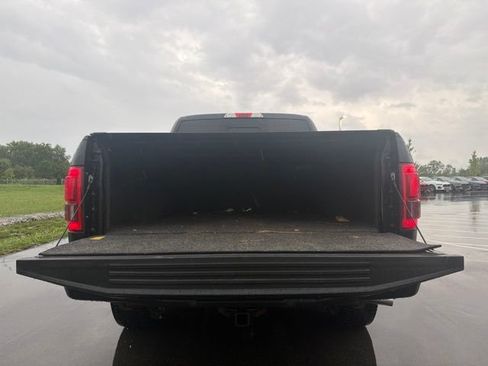 Used 2017 Ford F150 Lariat AWD/4WD image 9