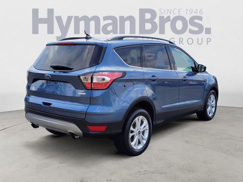 Used 2018 Ford Escape SEL FWD image 3