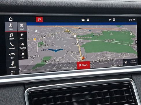 Used 2019 Porsche Panamera 4 AWD/4WD image 18