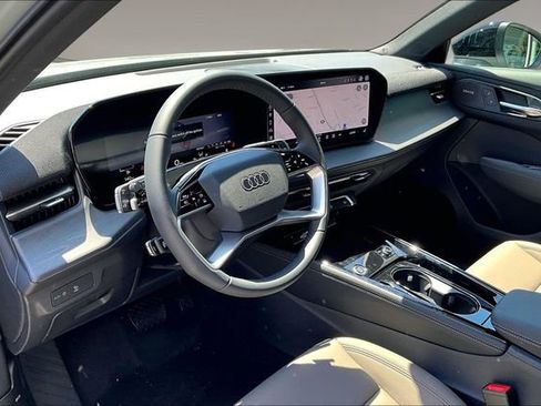 New 2026 Audi Q3 quattro 2.0T AWD/4WD image 6