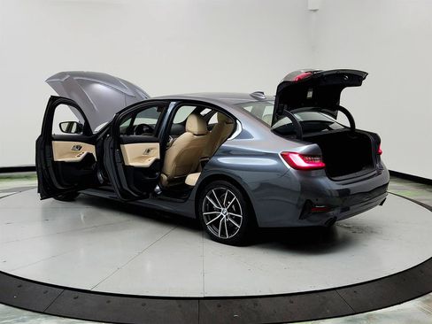 Used 2020 BMW 330i Sedan w/ Driving Assistance Package RWD image 12