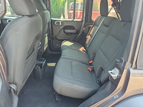 Used 2021 Jeep Wrangler Unlimited Sport AWD/4WD image 22