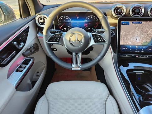 Certified 2026 Mercedes-Benz GLC 300 4MATIC image 13