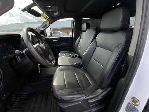 Used 2020 Chevrolet Silverado 2500 W/T w/ WT Convenience Package image 17