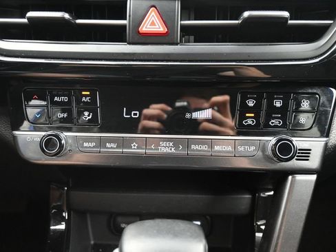 Used 2025 Kia Seltos S FWD image 14