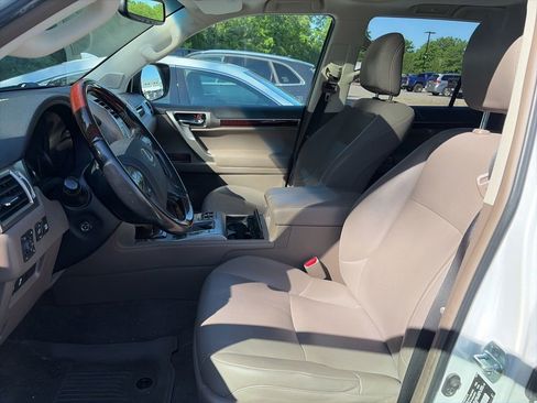 Used 2019 Lexus GX 460 Premium AWD/4WD image 4