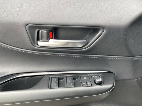 Certified 2024 Toyota Venza LE AWD/4WD image 13