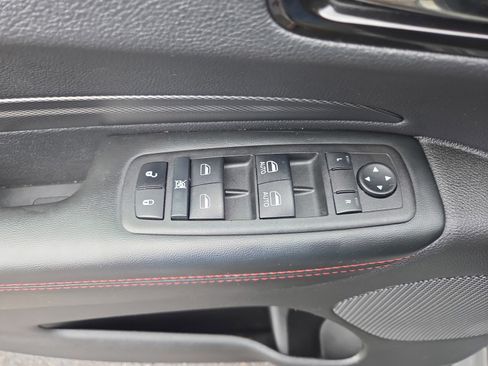 Used 2023 Dodge Durango GT image 36