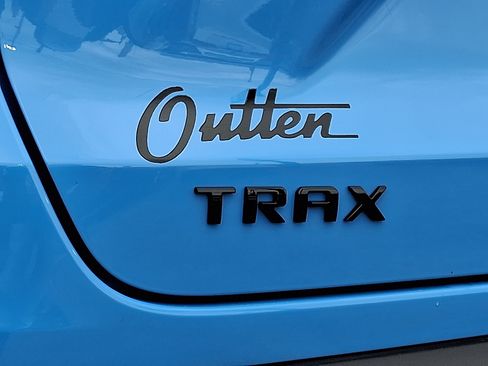 Used 2024 Chevrolet Trax RS w/ Driver Confidence Package image 30