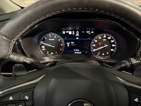 Used 2021 Buick Envision Avenir w/ Technology Package II image 15