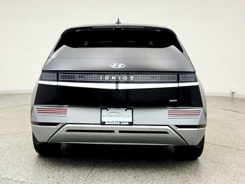 Used 2023 Hyundai Ioniq 5 Limited image 6
