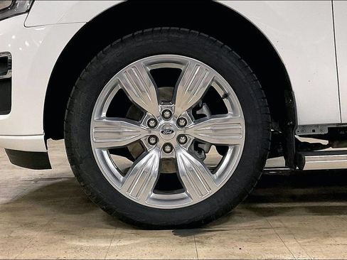 Certified 2023 Ford Expedition Max Platinum AWD/4WD image 9