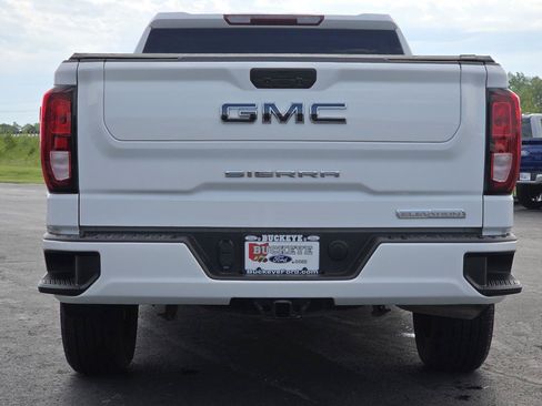 Used 2022 GMC Sierra 1500 Elevation w/ LPO, Elevation Black Package AWD/4WD image 14