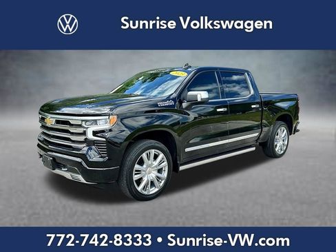 Used 2023 Chevrolet Silverado 1500 High Country w/ Technology Package AWD/4WD image 1