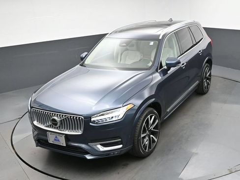Used 2023 Volvo XC90 B6 Plus w/ Protection Package AWD/4WD image 46