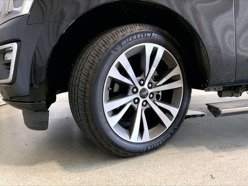 Used 2020 Ford Expedition Max Platinum RWD image 20