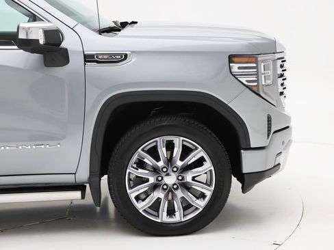 Used 2023 GMC Sierra 1500 Denali w/ Denali Reserve Package image 4