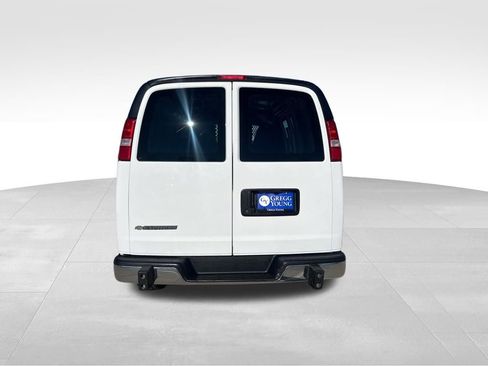Used 2023 Chevrolet Express 2500 w/ Driver Convenience Package image 5