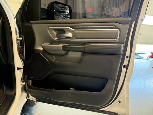 Used 2021 RAM 1500 Big Horn AWD/4WD image 30