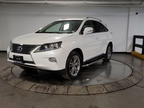 Used 2014 Lexus RX 450h AWD image 4