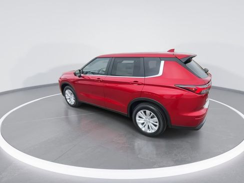 New 2026 Mitsubishi Outlander ES image 6