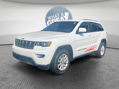 Used 2021 Jeep Grand Cherokee Laredo AWD/4WD image 8