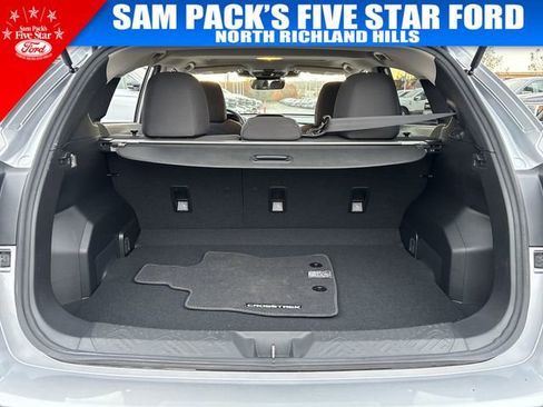 Used 2024 Subaru Crosstrek 2.0i Premium image 31