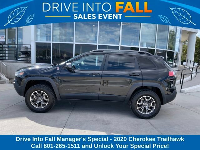 Used 2020 Jeep Cherokee Trailhawk w/ Comfort/Convenience Group AWD/4WD image 2