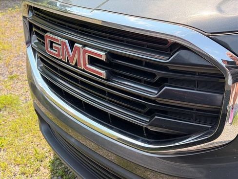 Used 2021 GMC Terrain SLE w/ Driver Convenience Package AWD/4WD image 7