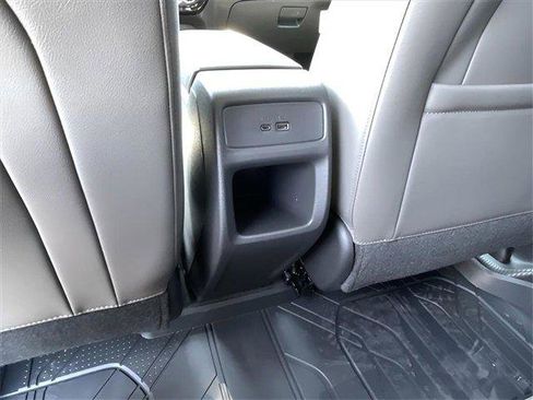 New 2025 Chevrolet Trax ACTIV w/ Driver Confidence Package image 24