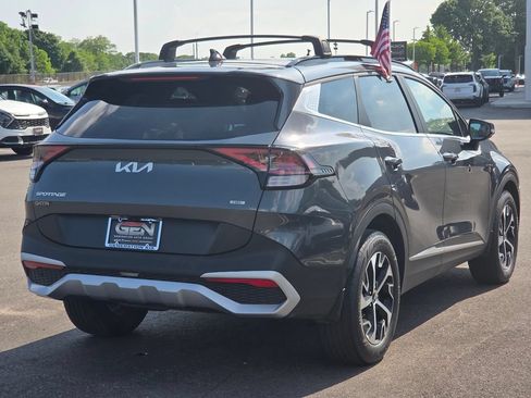 Used 2023 Kia Sportage EX w/ EX Premium Package AWD/4WD image 4