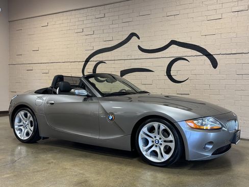 Used 2003 BMW Z4 3.0i image 3
