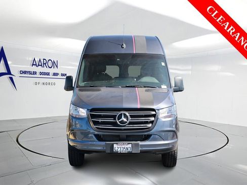 Used 2022 Mercedes-Benz Sprinter 2500 image 5