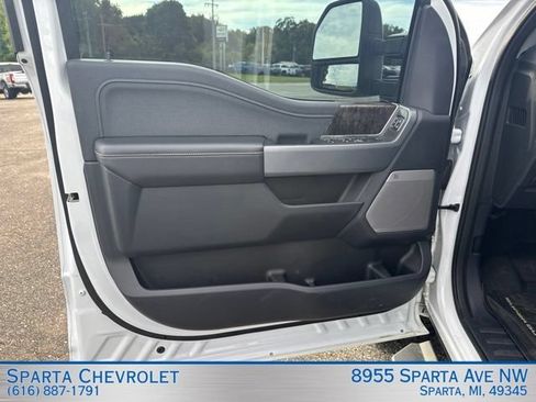 Used 2024 Ford F350 Lariat w/ Lariat Ultimate Package AWD/4WD image 15