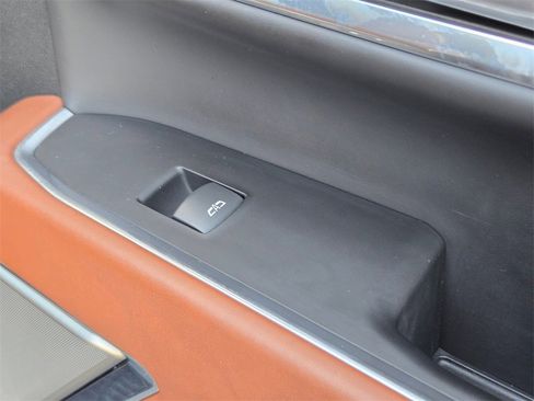 Used 2024 GMC Sierra 2500 Denali Ultimate image 28