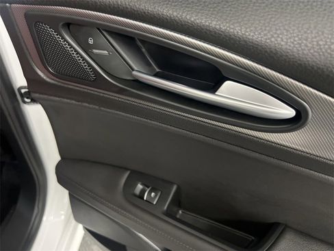 Used 2022 Alfa Romeo Stelvio Veloce image 56
