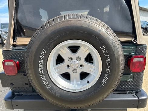 Used 2000 Jeep Wrangler Sport AWD/4WD image 11