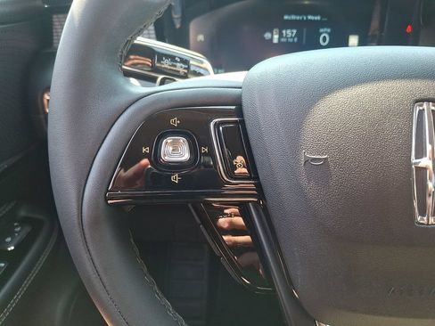 Used 2023 Lincoln Corsair AWD w/ Equipment Group 101A image 21