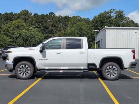 New 2026 Chevrolet Silverado 2500 LT w/ All Star Edition AWD/4WD image 4