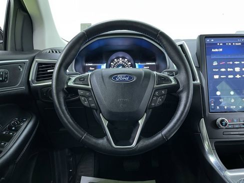 Used 2024 Ford Edge Titanium image 20