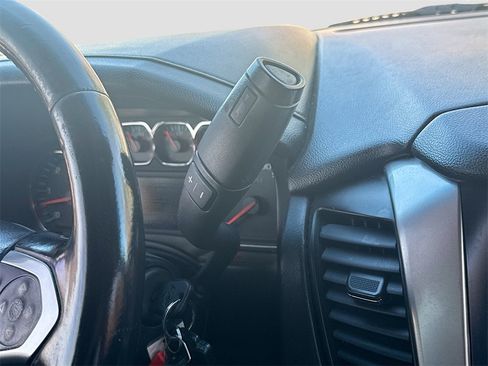 Used 2016 Chevrolet Suburban LS image 16