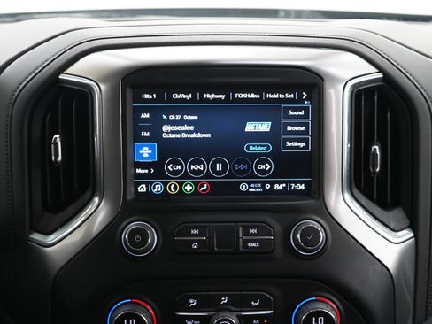 Used 2022 Chevrolet Silverado 1500 LTZ w/ Safety Package II AWD/4WD image 16