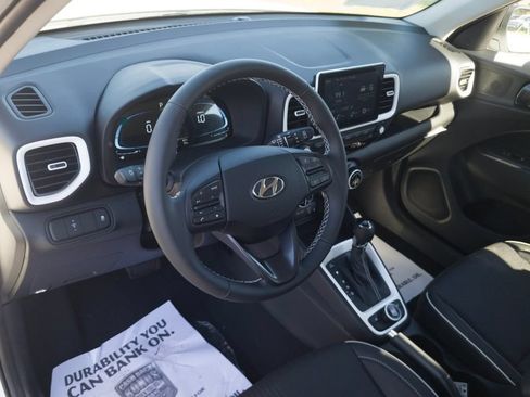 New 2026 Hyundai Venue SEL FWD image 12