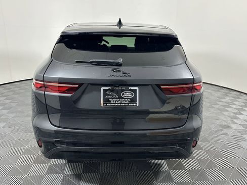 Used 2026 Jaguar F-PACE R-Dynamic S image 9