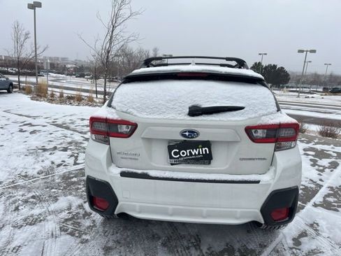 Used 2023 Subaru Crosstrek 2.0i Premium w/ Popular Package #3 image 8