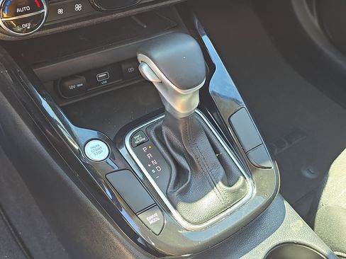 Certified 2022 Kia Soul GT-Line image 26