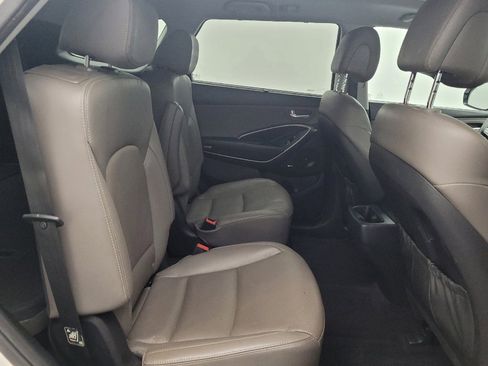 Used 2018 Hyundai Santa Fe Limited w/ Cargo Package FWD image 19