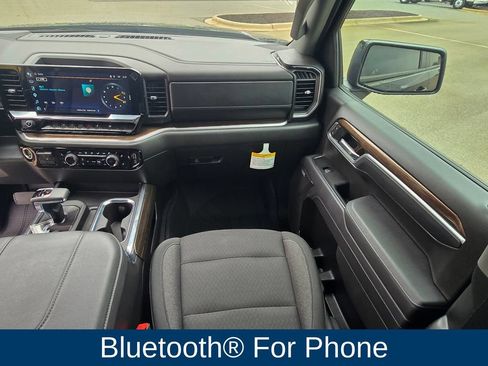 Used 2025 Chevrolet Silverado 1500 RST w/ Convenience Package II AWD/4WD image 19